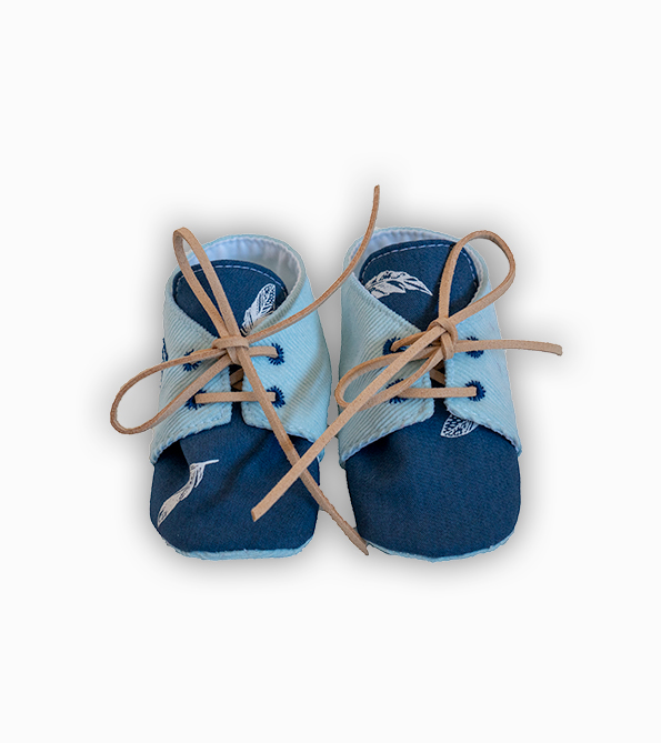 Zapatos Bebé Azul Plumas portada